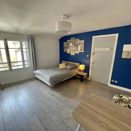 Studio Hyper-Centre Moissac 30 M2 Calme Cour Interieure Velos Logement Entier *