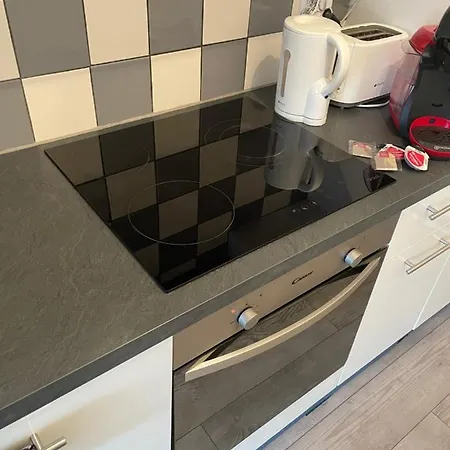 Studio Hyper-Centre Moissac 30 M2 Calme Cour Interieure Velos Logement Entier * מוסאק