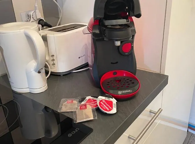 Entier - Centre - 30 M2 - Calme - Cour Interieure Securise Velos - 50m Du Marche De شقة